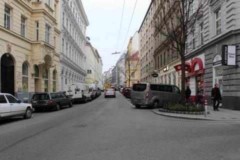 Quelle: Margit Palman 78-7._schottenfeldg._nach_lerchenfelderg.palman.jpg