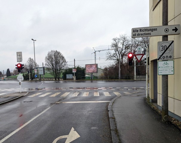 gruendbergstrasse_-_leonfeldner_strasse_-_rechtsabbiegen_bei_rot_radlobby_linz.jpg