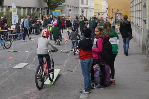 kinderradspass_graetzelfest_geblergasse.jpg