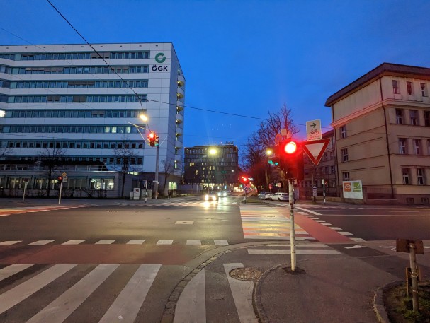 krankenhausstrasse_-_khevenhuellerstrasse_-_rechtsabbiegen_bei_rot_radlobby_linz.jpg